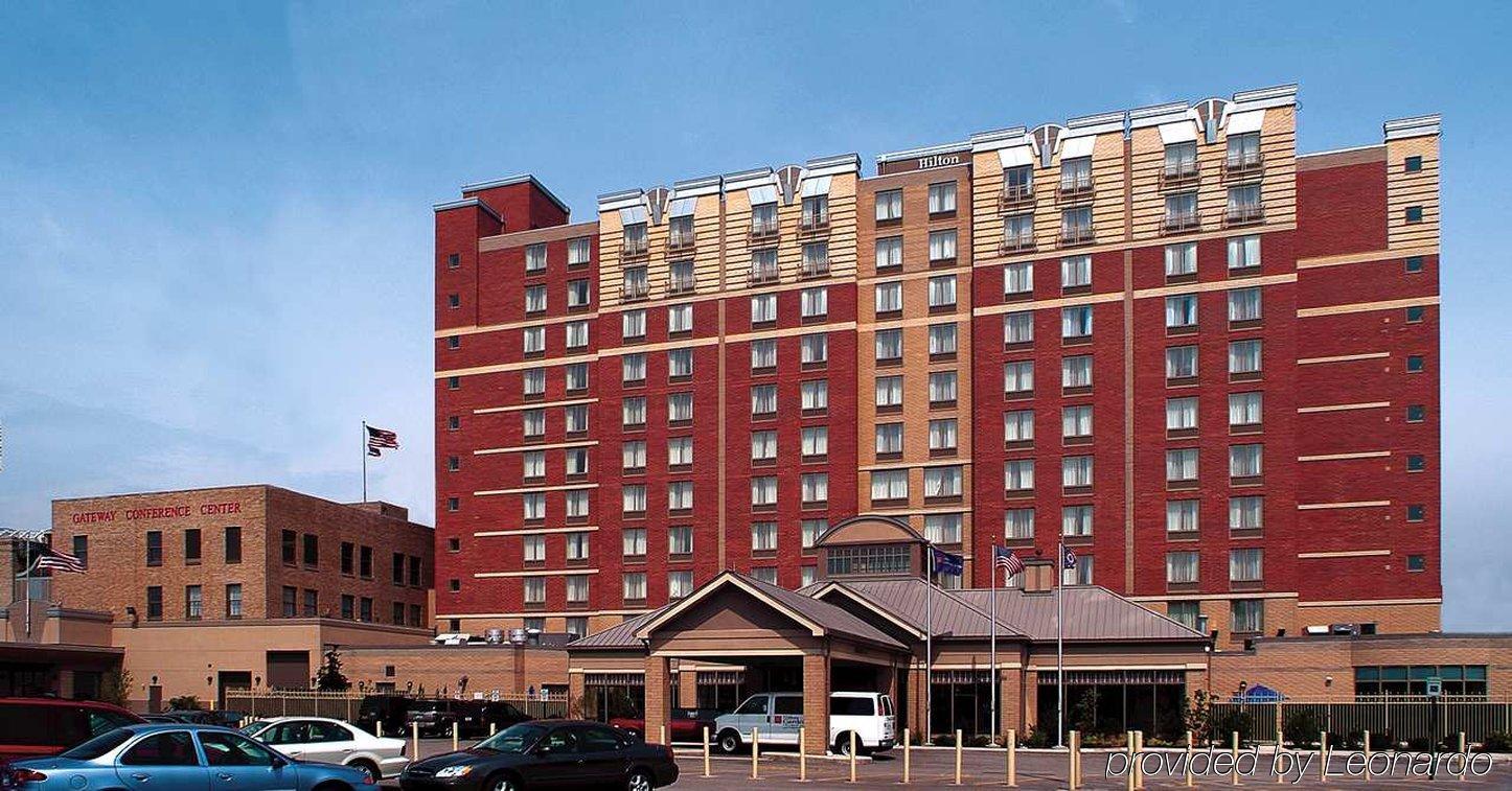 Hilton Garden Inn Cleveland Downtown Exterior photo