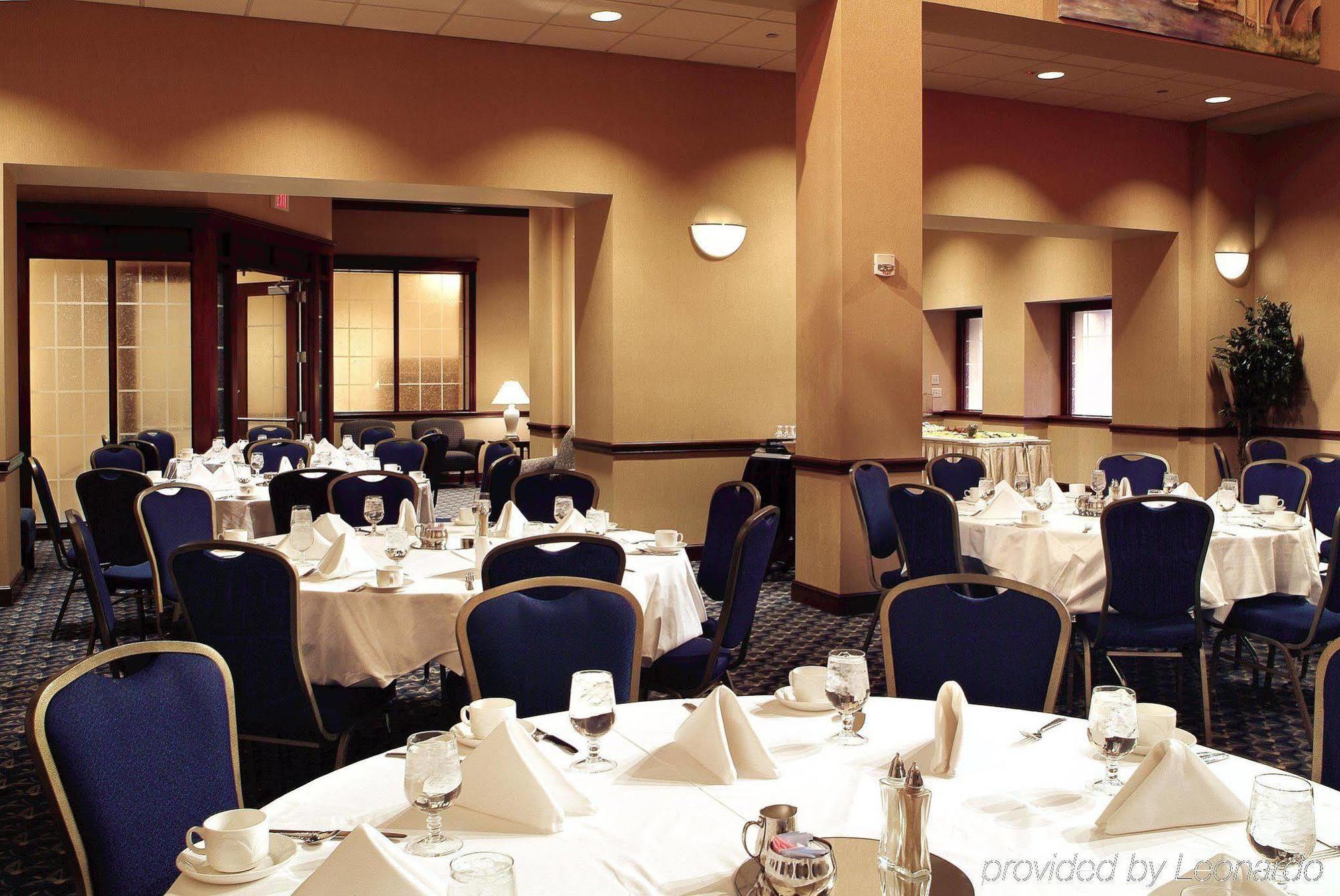 Hilton Garden Inn Cleveland Downtown Exterior photo